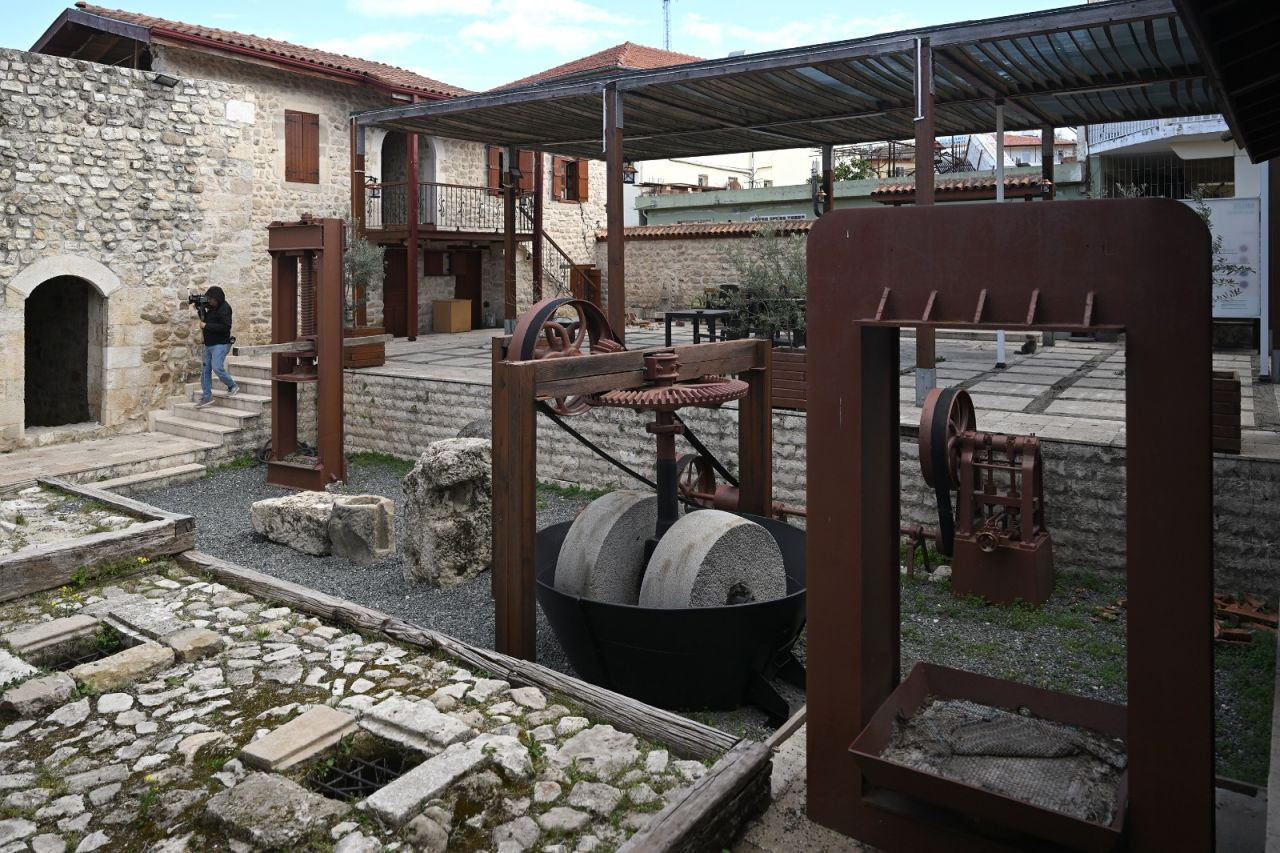 Zeytin ve Zeytinyağı Müzesi depremlerde hasar gördü - Sayfa 6