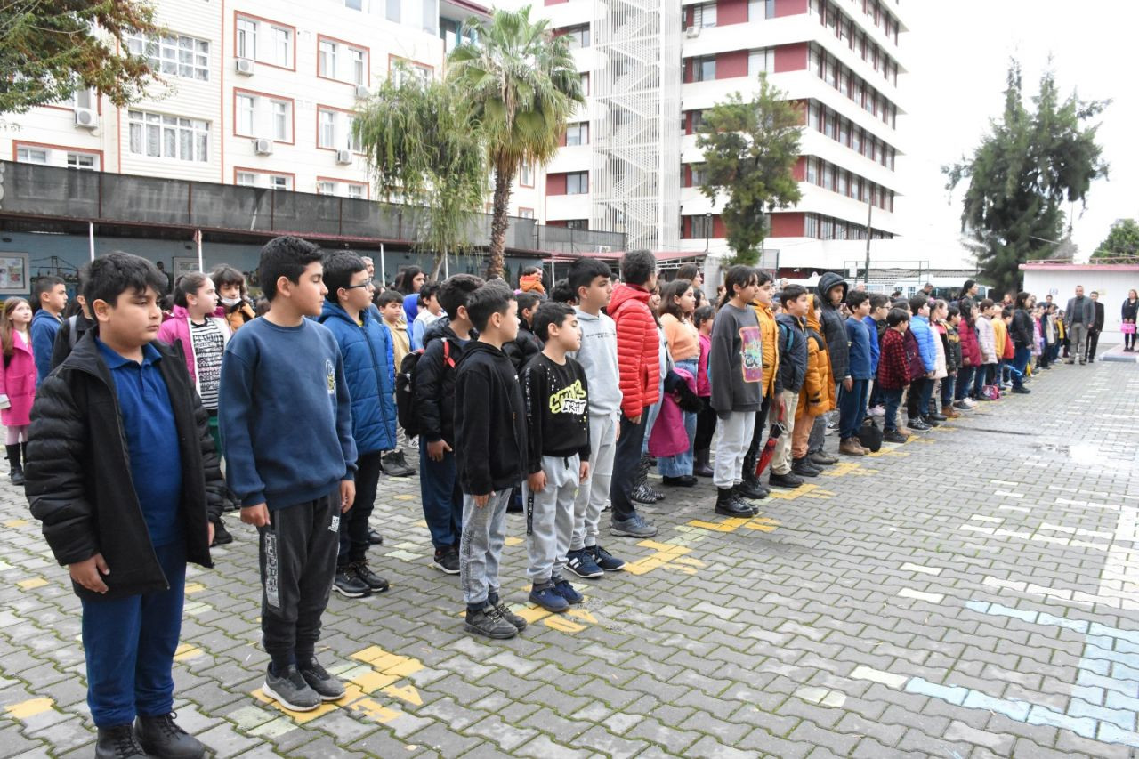 Depremden etkilenen Adana'da eğitim öğretim başladı - Sayfa 3