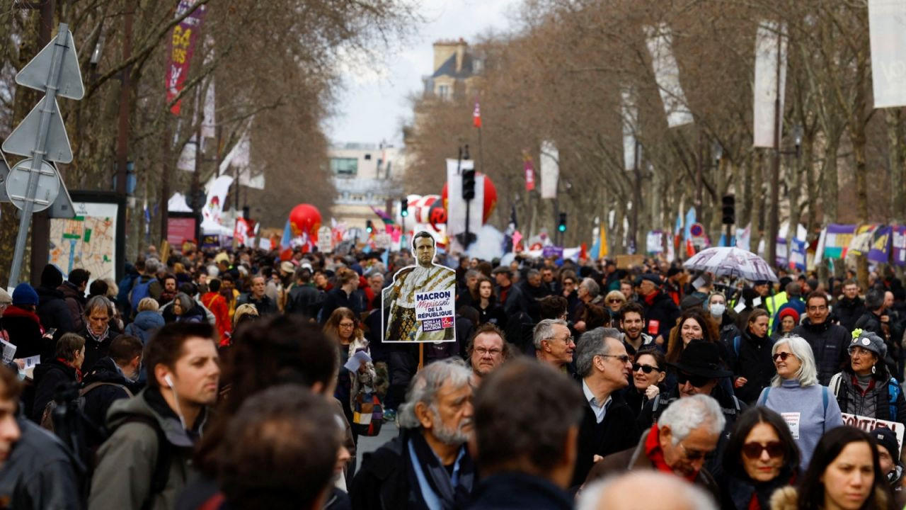 Binlerce işçi grevde: Fransa, İngiltere, Almanya, Yunanistan, Sri Lanka... - Sayfa 1