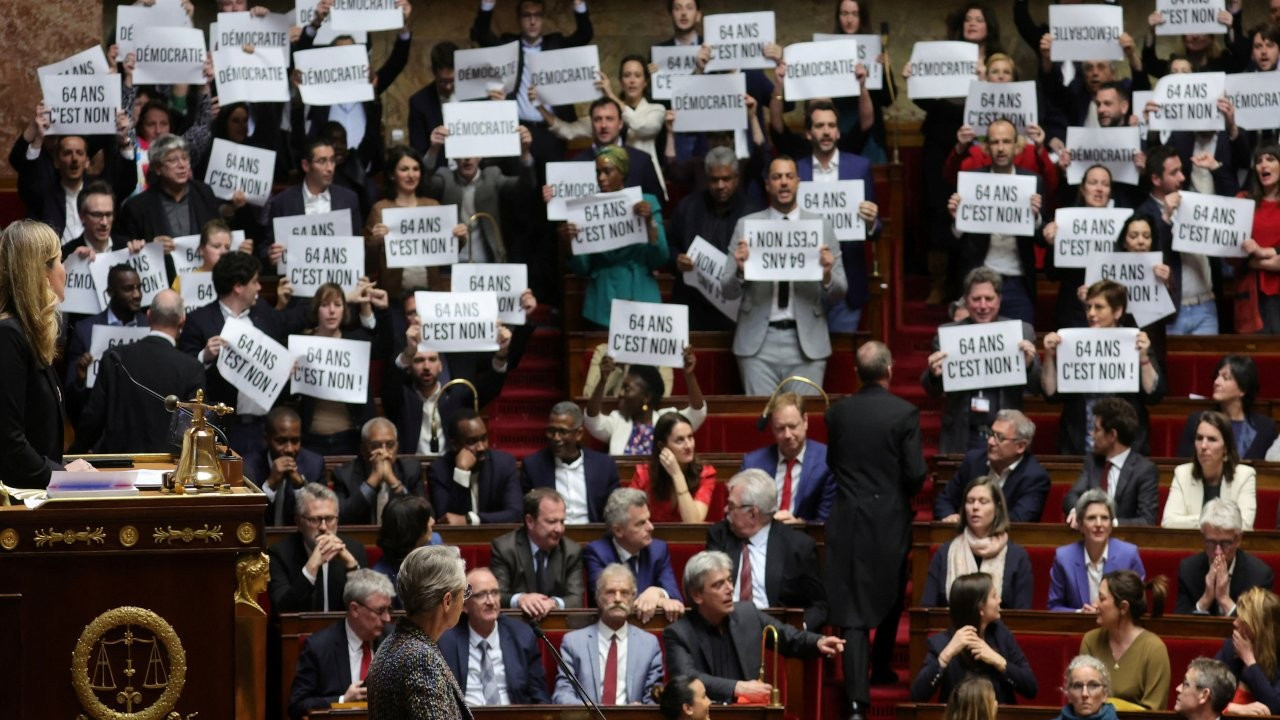 Fransa'da meclis baypas ediliyor: Tartışmalı emeklilik reformu 'zorla' yürürlüğe sokulacak