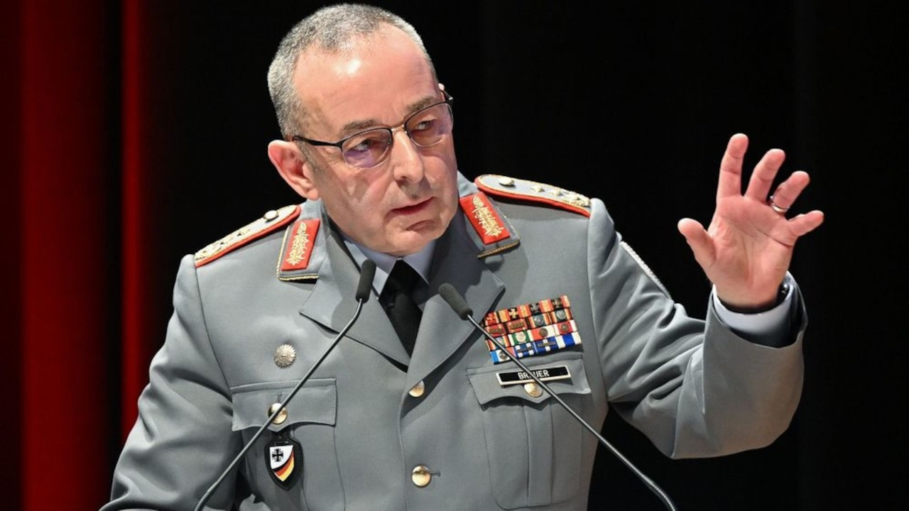 Almanya'da Korgeneral Carsten Breuer Genelkurmay Başkanlığı görevine atandı