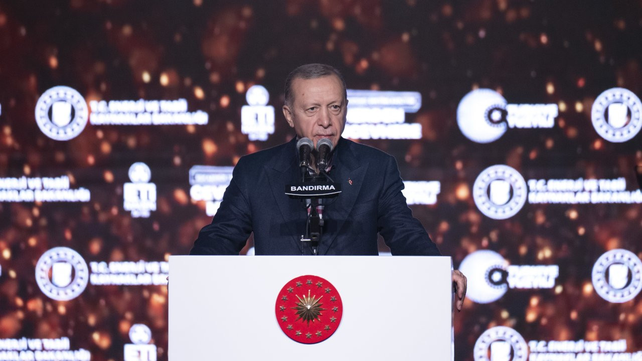 Erdoğan: Bu nasıl kafadır, ben milletime şikayet ediyorum...