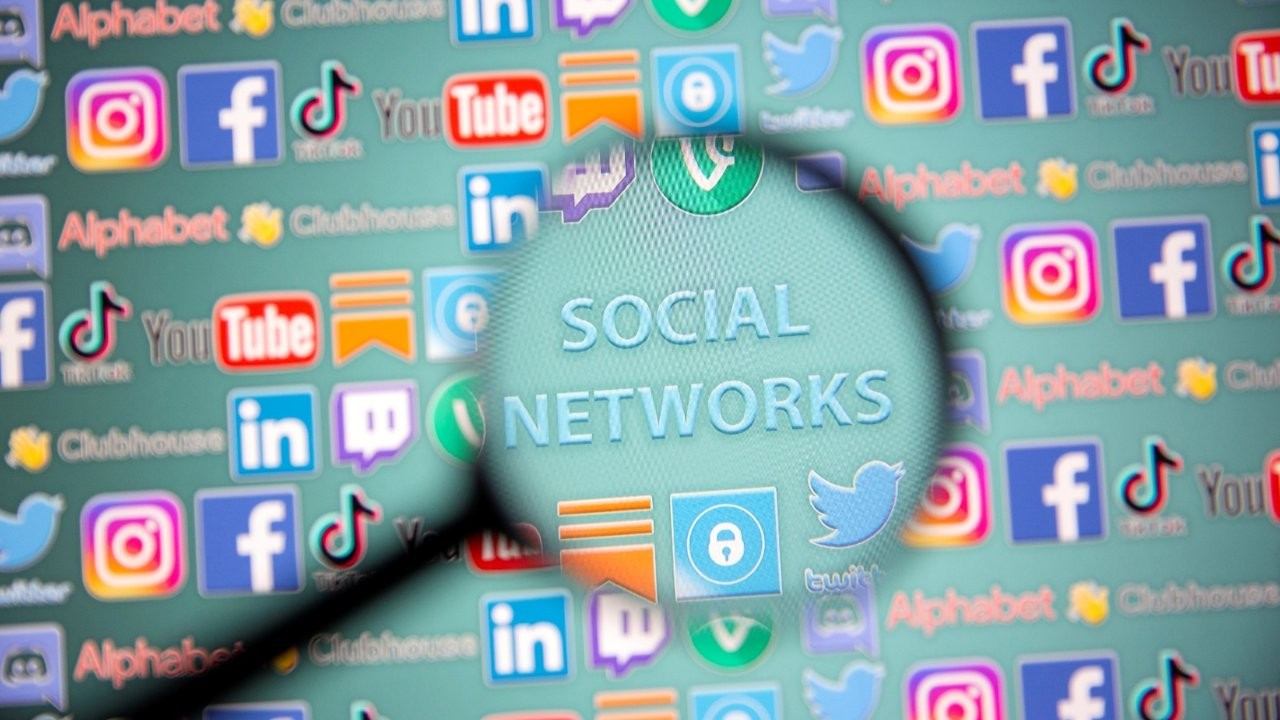 Yasa yürürlüğe giriyor: AB'den sosyal medyaya 'katı kurallar'