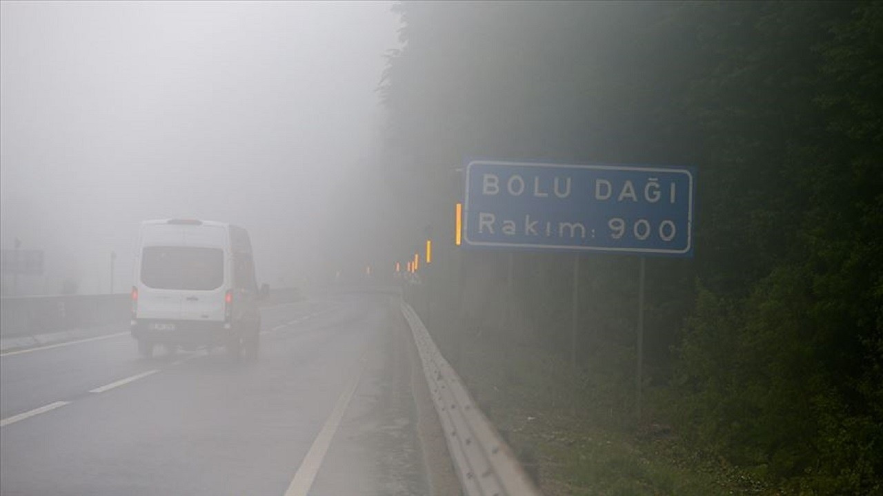 Bolu Dağı'nda görüş mesafesi 20 metreye düştü