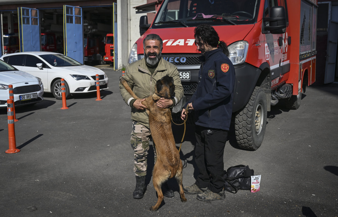 Kendisini enkazdan kurtaran köpek için Ankara'ya taşınacak - Sayfa 3