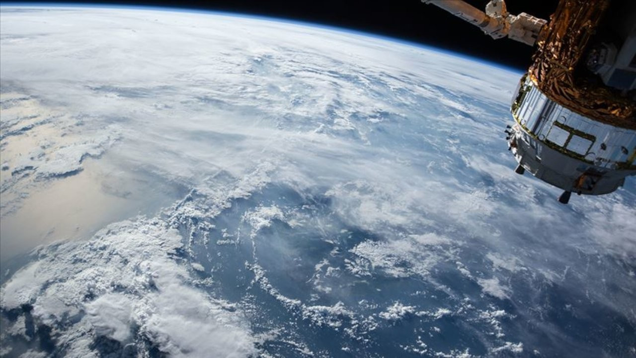 İsrail'in yeni casus uydusu uzayda: 'Gökyüzü bile sınır değil'