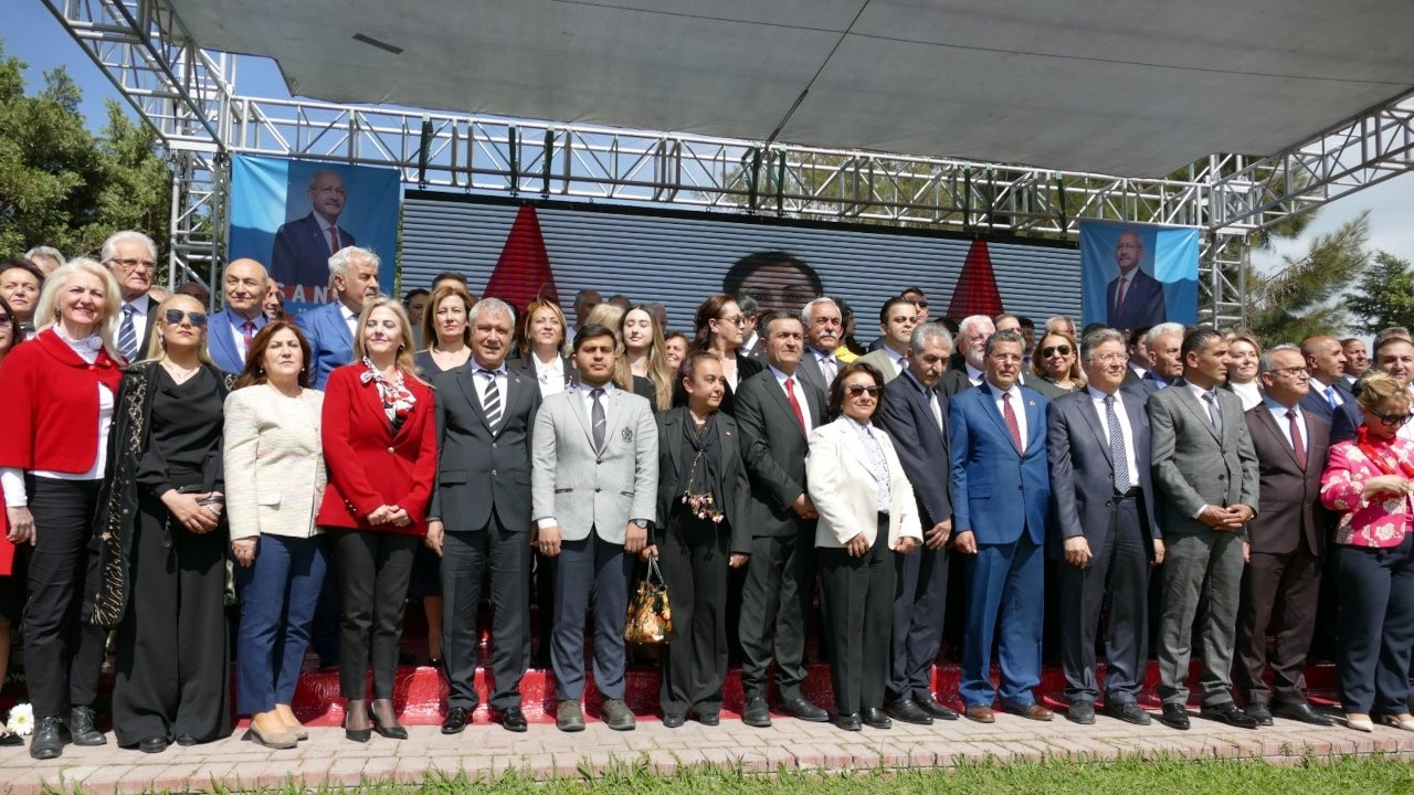 CHP aday adaylarını tanıttı: Hep beraber bu karanlığa son vereceğiz