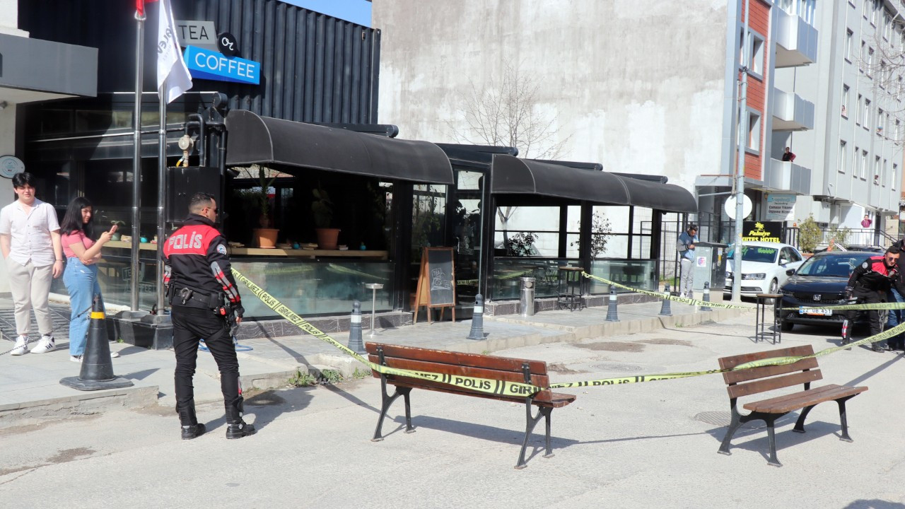 Edirne'de kafeden çıkan 2 kişiye silahlı saldırı