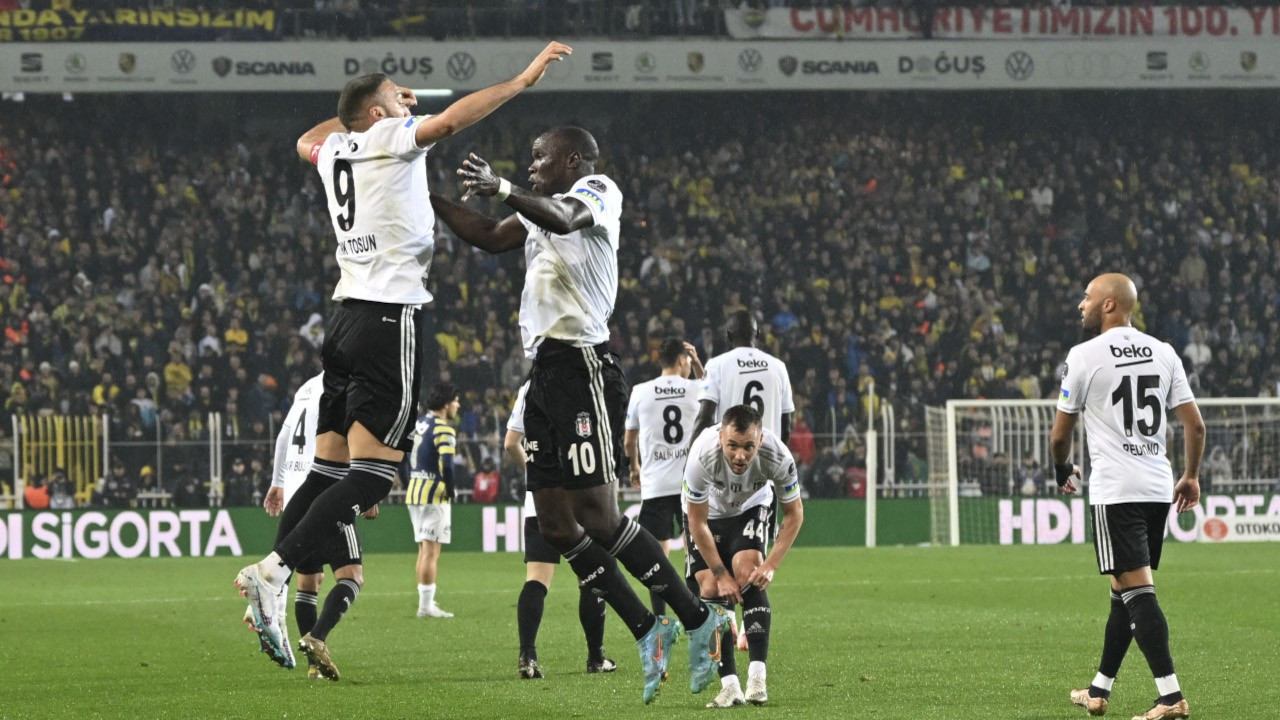 Beşiktaş Kadıköy'de Fenerbahçe'yi 4 golle geçti