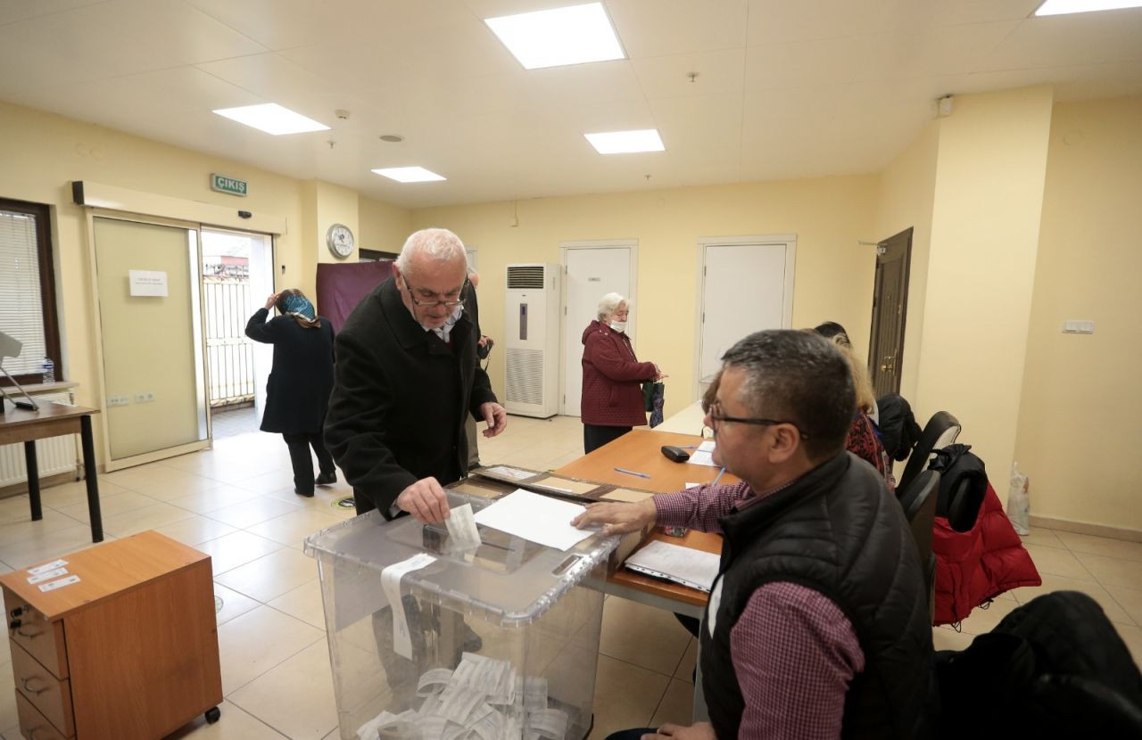 Bulgaristan'da genel seçim: Türkiye'de 162 noktada sandıklar kuruldu - Sayfa 4
