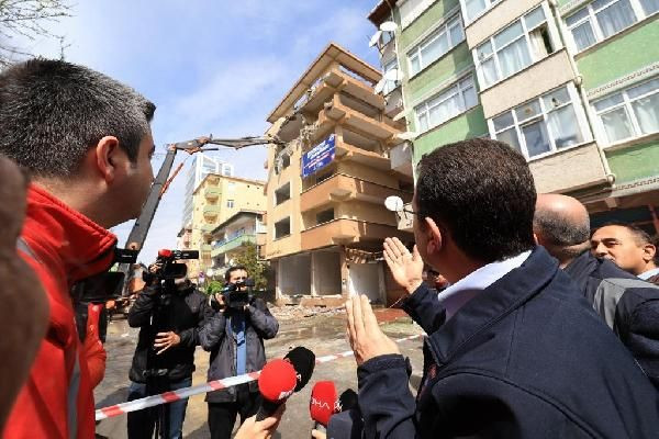 Ekrem İmamoğlu, İstanbul'da depreme 'yüzde 0' dayanıklı apartman 'avında': Bu arkamda gördüğünüz bina... - Sayfa 3