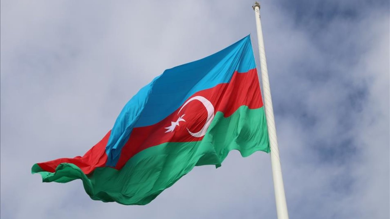 Azerbaycan iki Fransız diplomatı 'istenmeyen kişi' ilan etti