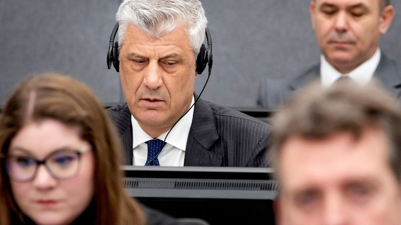 Eski Kosova Cumhurbaşkanı 23 yıl sonra Lahey'de hakim karşısında