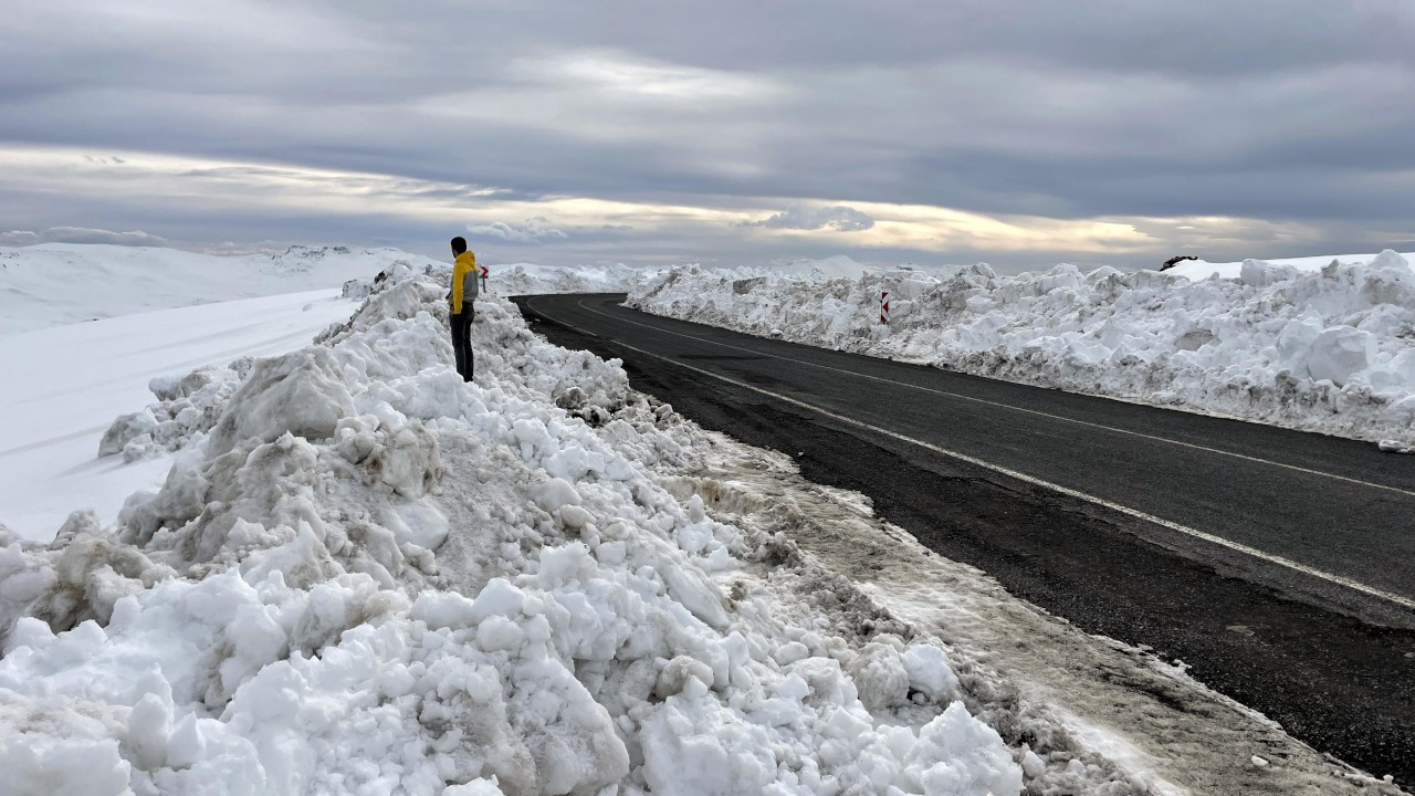 7 gündür kapalı olan Ardahan-Ardanuç kara yolu açıldı