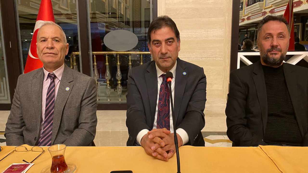 İYİ Partili Karaman: MHP ve AK Parti’den de teklif aldım