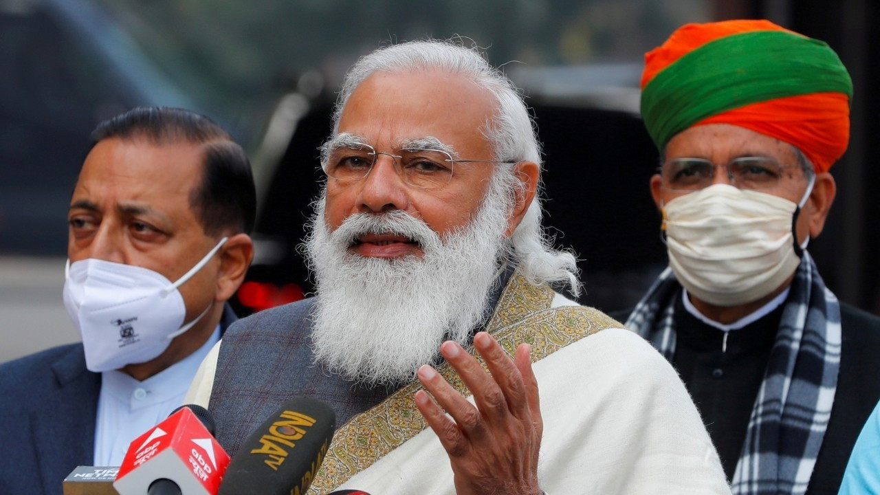 Hindistan'da seçime doğru: Modi tek, muhalefet 26