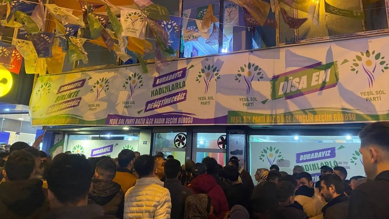 Yeşil Sol Parti'nin Doğubayazıt seçim bürosu açıldı
