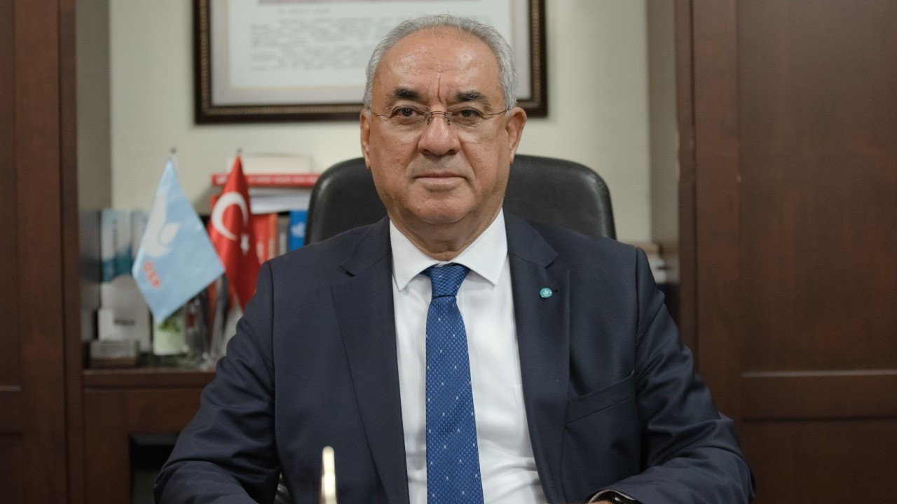 DSP lideri Önder Aksakal ve iki parti yöneticisinin adaylığı için YSK'ye itiraz