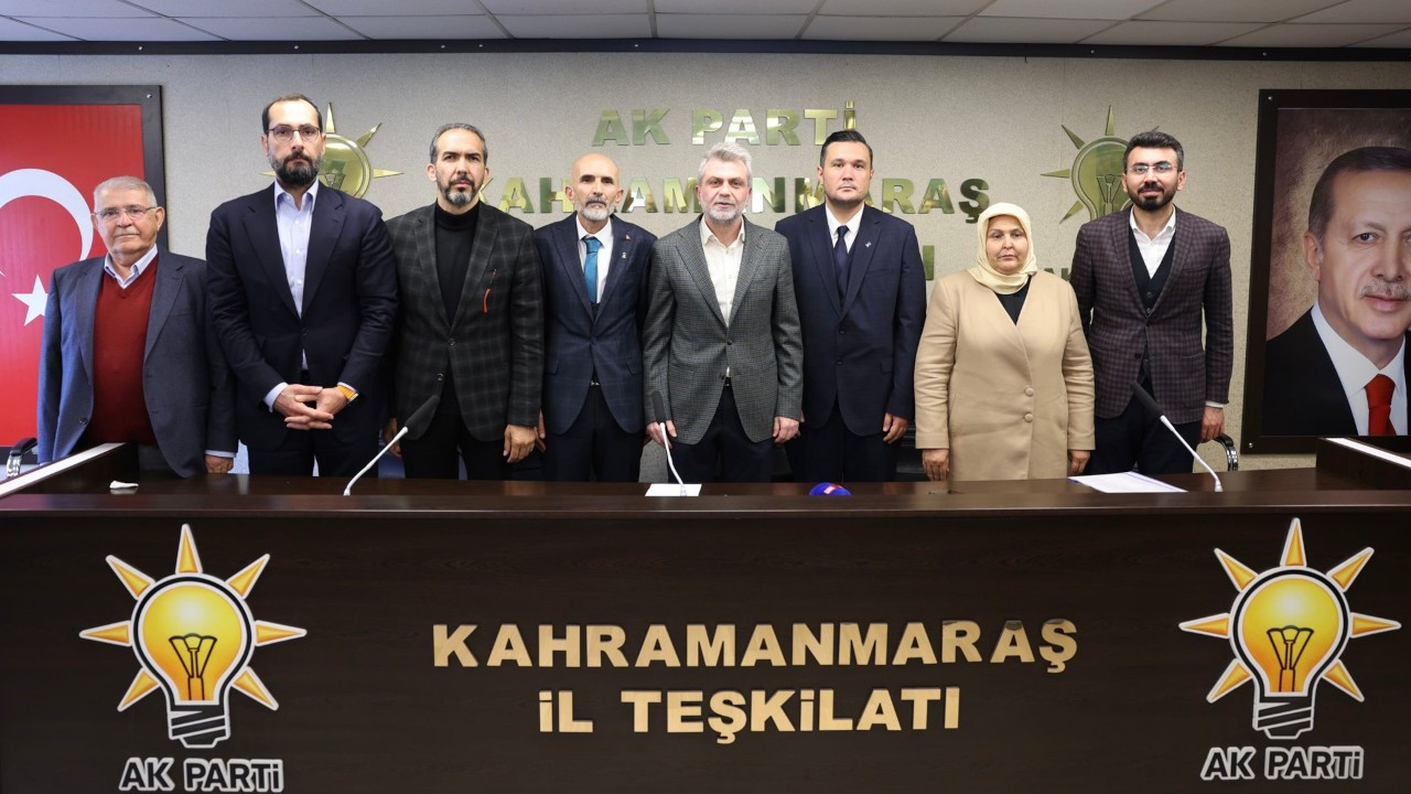 Onikişubat Belediye Meclisi'nin İYİ Partili üyeleri Kara ve Kılıç, AK Parti'ye katıldı