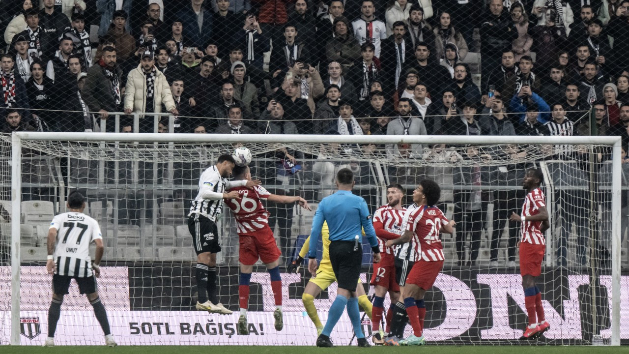 Beşiktaş, yardım maçında Atletico Madrid'i 2-0 yendi
