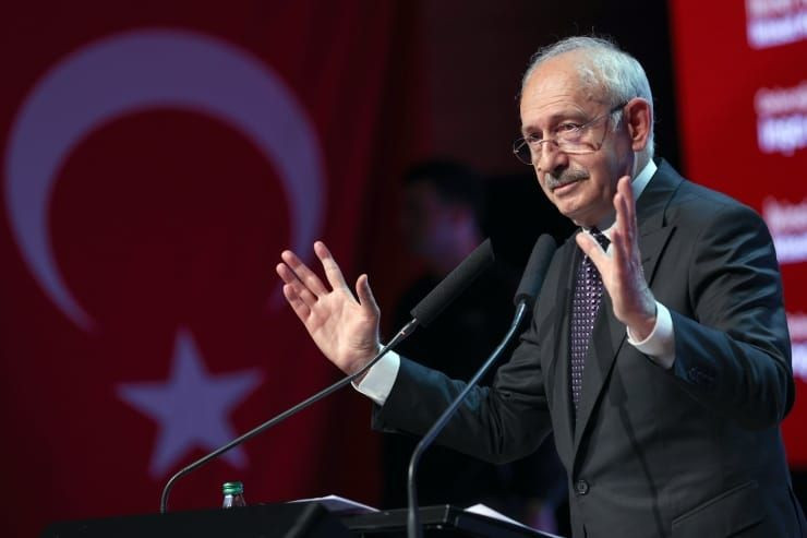 Cumhurbaşkanlığı anketi: Kılıçdaroğlu'ndan Erdoğan'a 7,4 puan fark - Sayfa 3