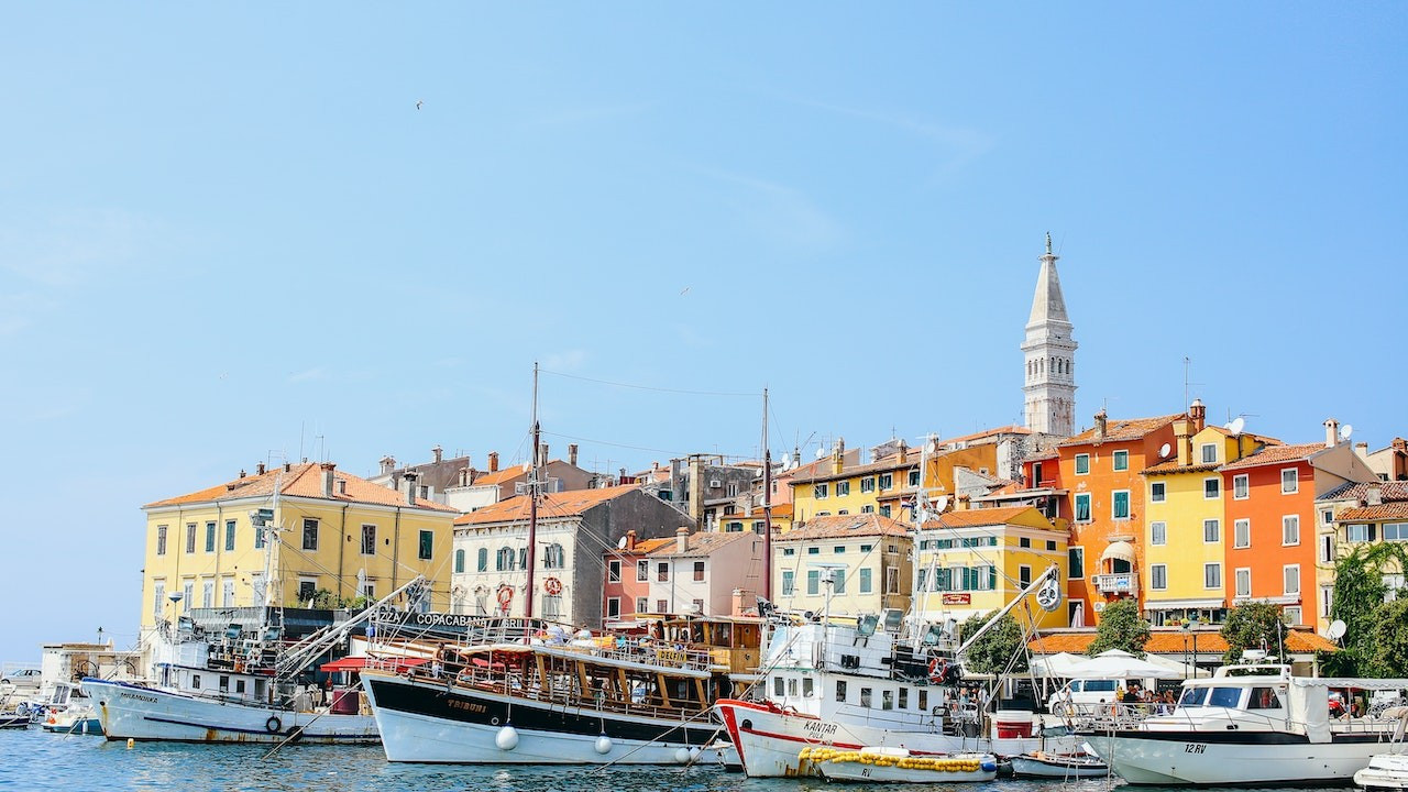 İtalya'da turistlere 'bekleme yapma' cezası: 275 euro ödeyecekler