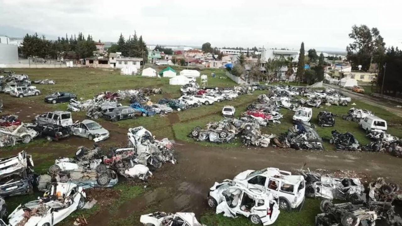 Hatay'daki yediemin otoparkı araba mezarlığına döndü - Sayfa 4