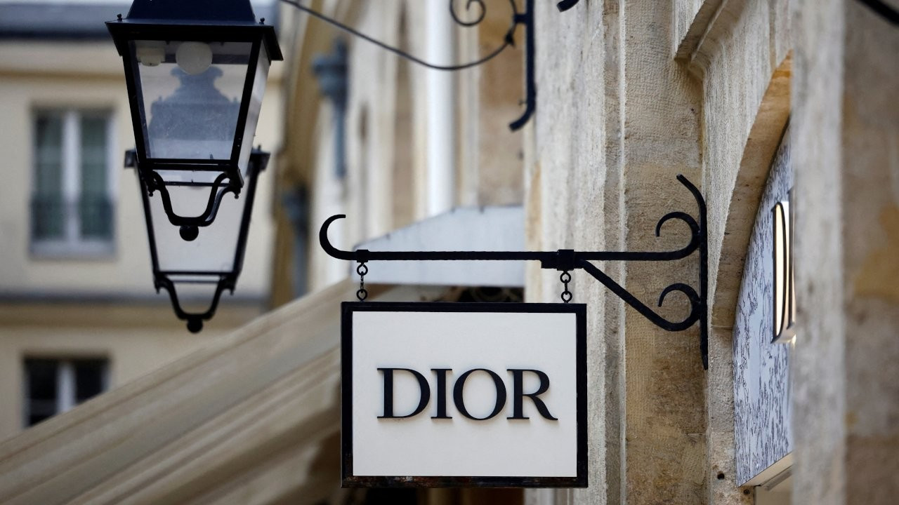 Lüks moda markası Dior'a ırkçılık suçlaması