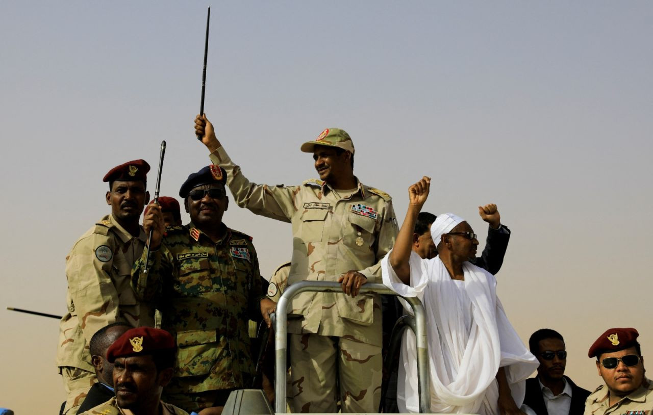 Sudan'da 56 ölü, 595 yaralı: Neler oluyor? - Sayfa 4