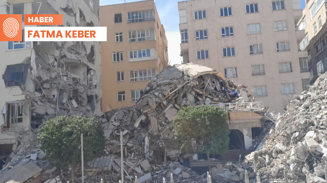 Urfa'da hasarlı bina yıkım sırasında sağlam binanın üzerine yıkıldı