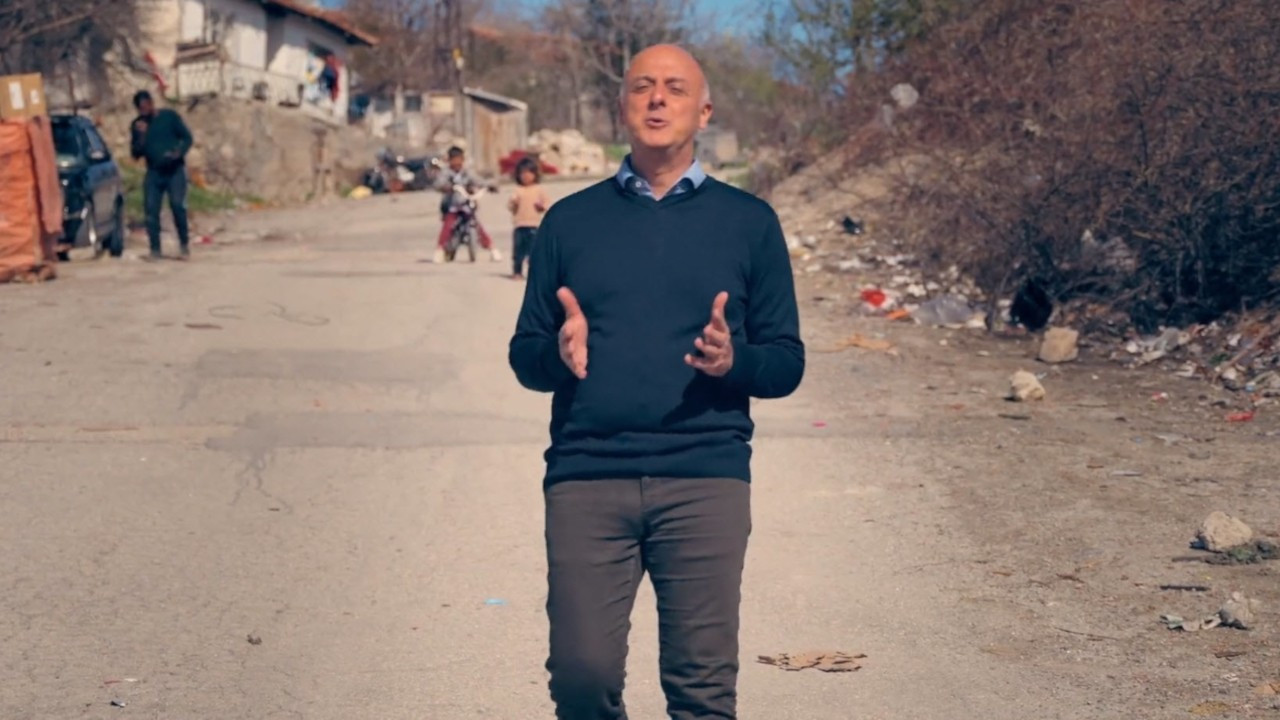 İYİ Parti'den Ümit Özlale'li yeni video: Eşitlenerek büyüyeceğiz