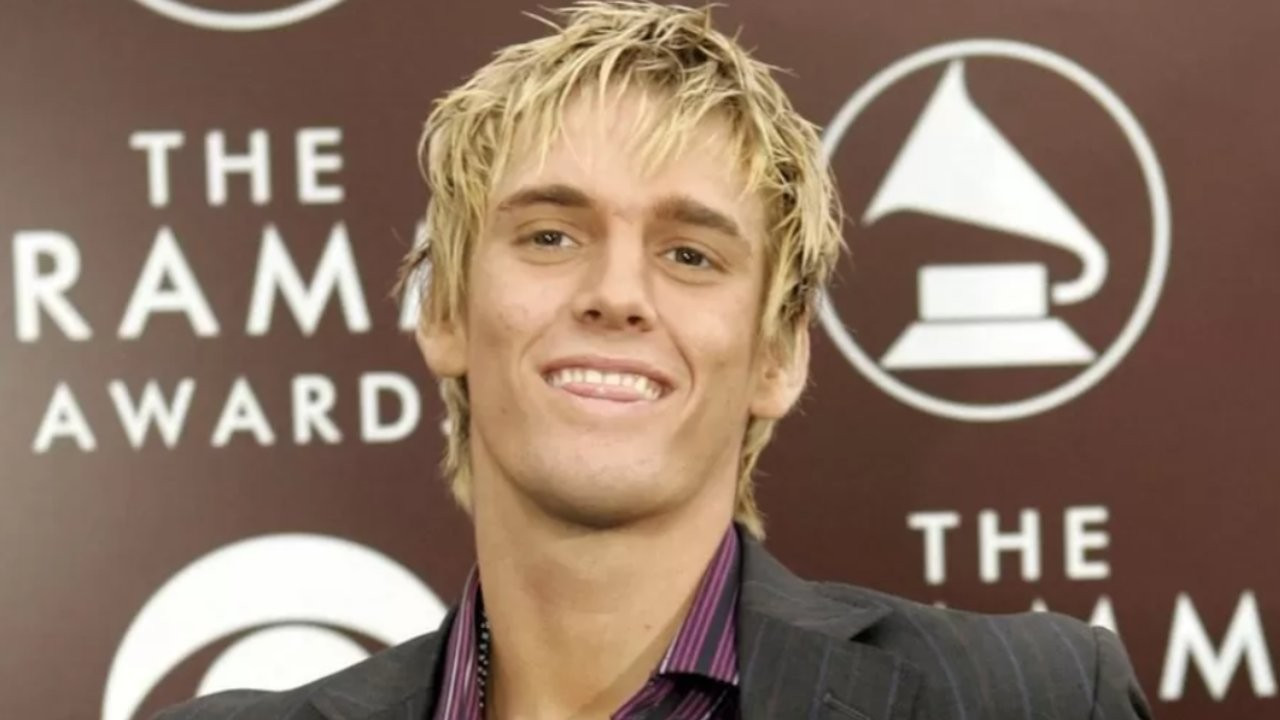 Şarkıcı Aaron Carter kazara küvetinde boğulup öldü