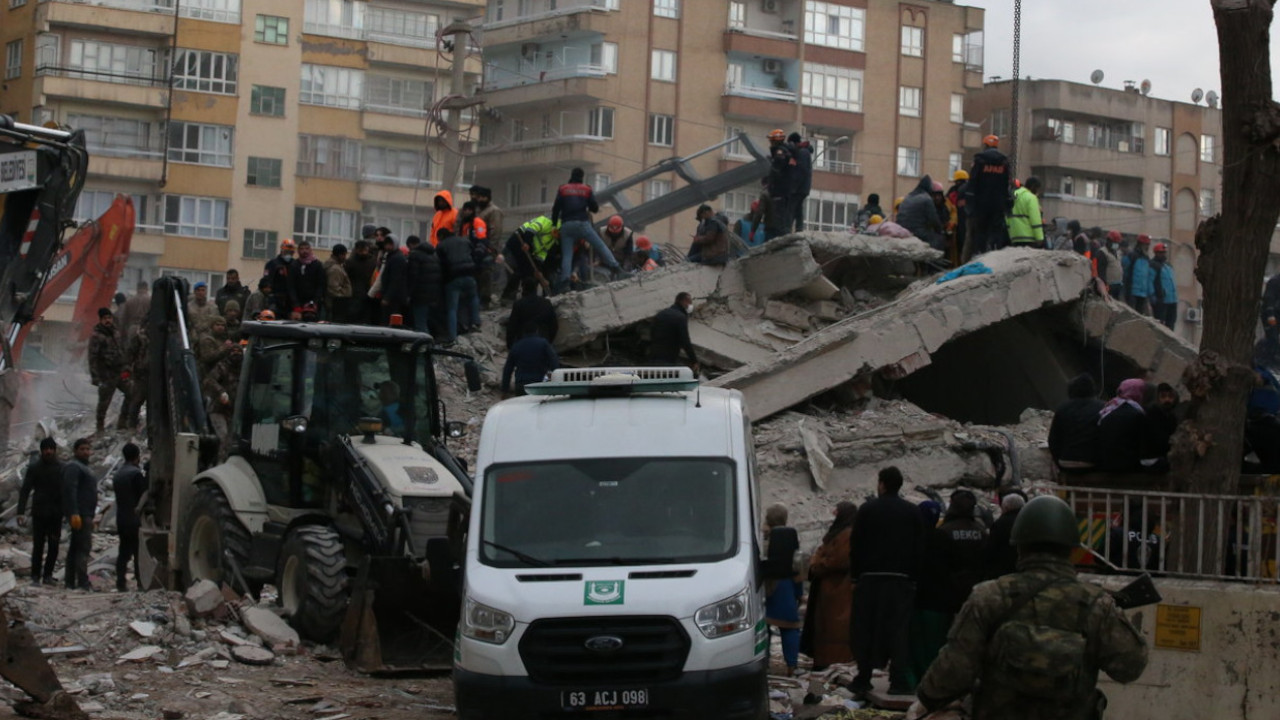 Urfa'da yıkılan binanın müteahhidi hakkında iddianame hazırlandı