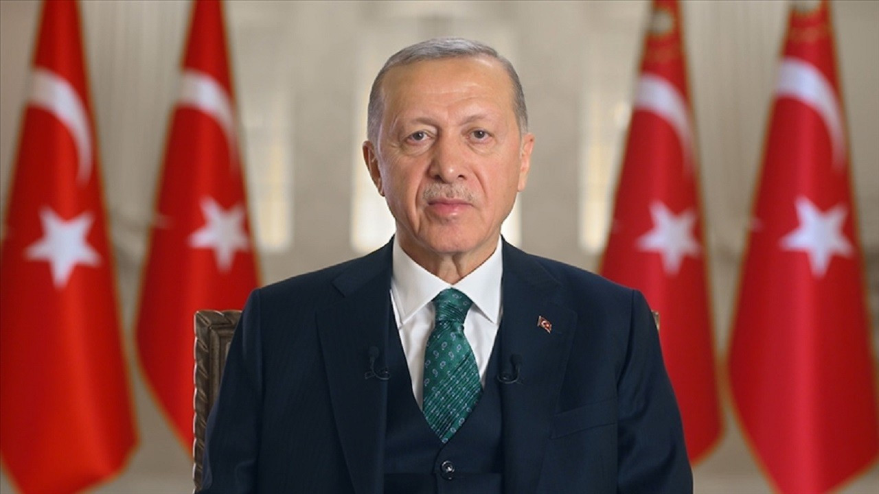 Erdoğan'dan bayram mesajı: 14 Mayıs’ta 'doğruya doğru' diyerek en isabetli kararı vereceğinizden şüphe etmiyoruz