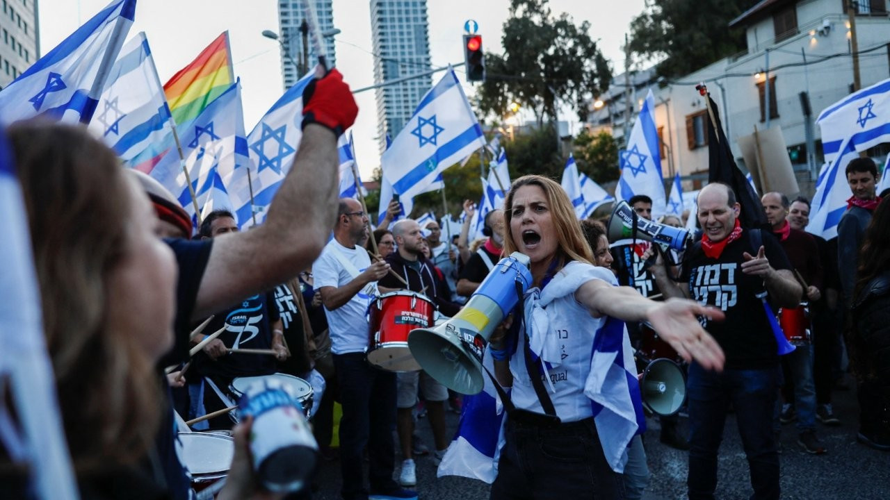 İsrail'de protestolar 16'ncı haftasında: Herzog'dan 'iç kriz' uyarısı