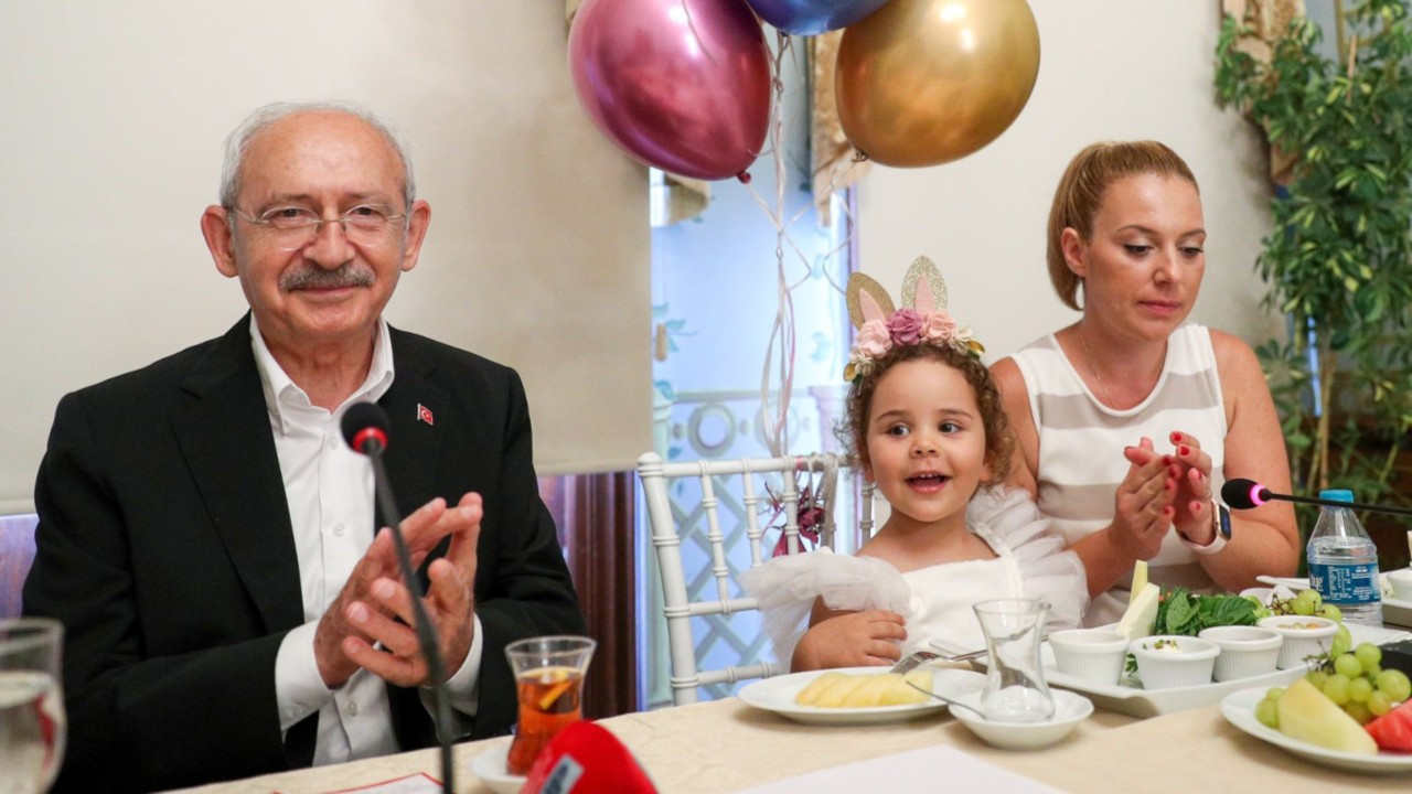 Kılıçdaroğlu'ndan Vera'ya: Bir sonraki bayramı babanla kutlayacaksın