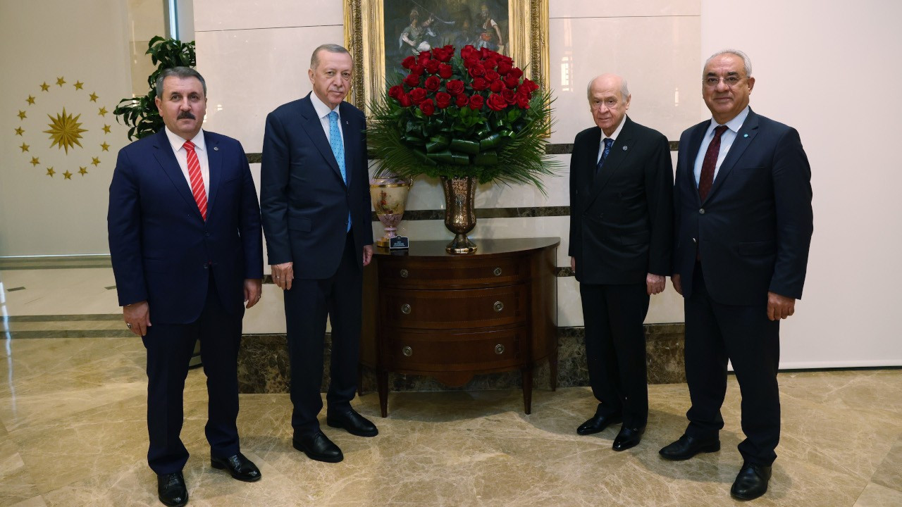 3 genel başkandan Cumhurbaşkanı Erdoğan'a geçmiş olsun ziyareti