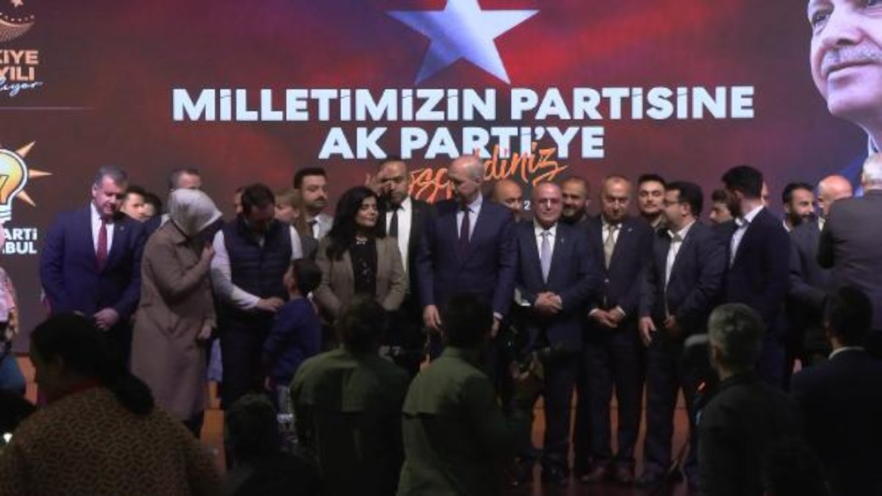 Zafer Partisi'nden istifa eden 300 kişi AK Parti'ye katıldı
