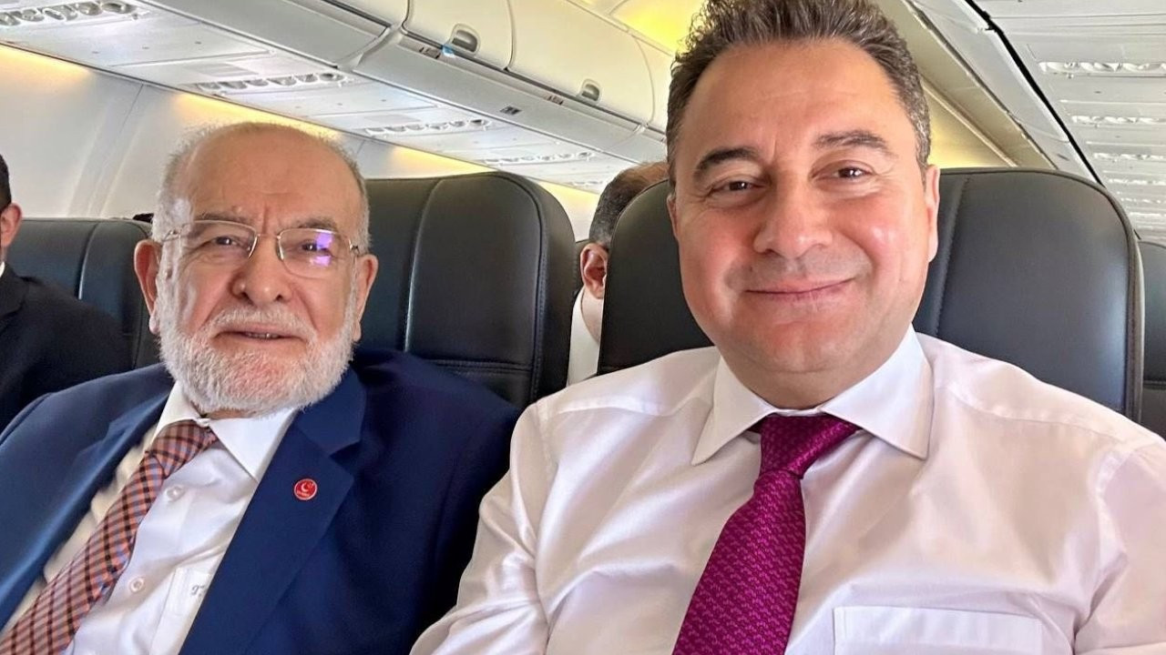 Babacan'dan İzmir paylaşımı: Karamollaoğlu ile yola çıktık