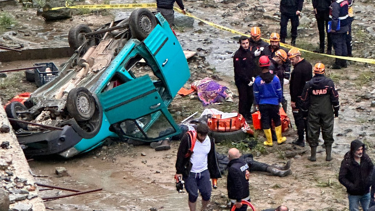 Rize'de trafik kazası: 4 ölü, 1 ağır yaralı