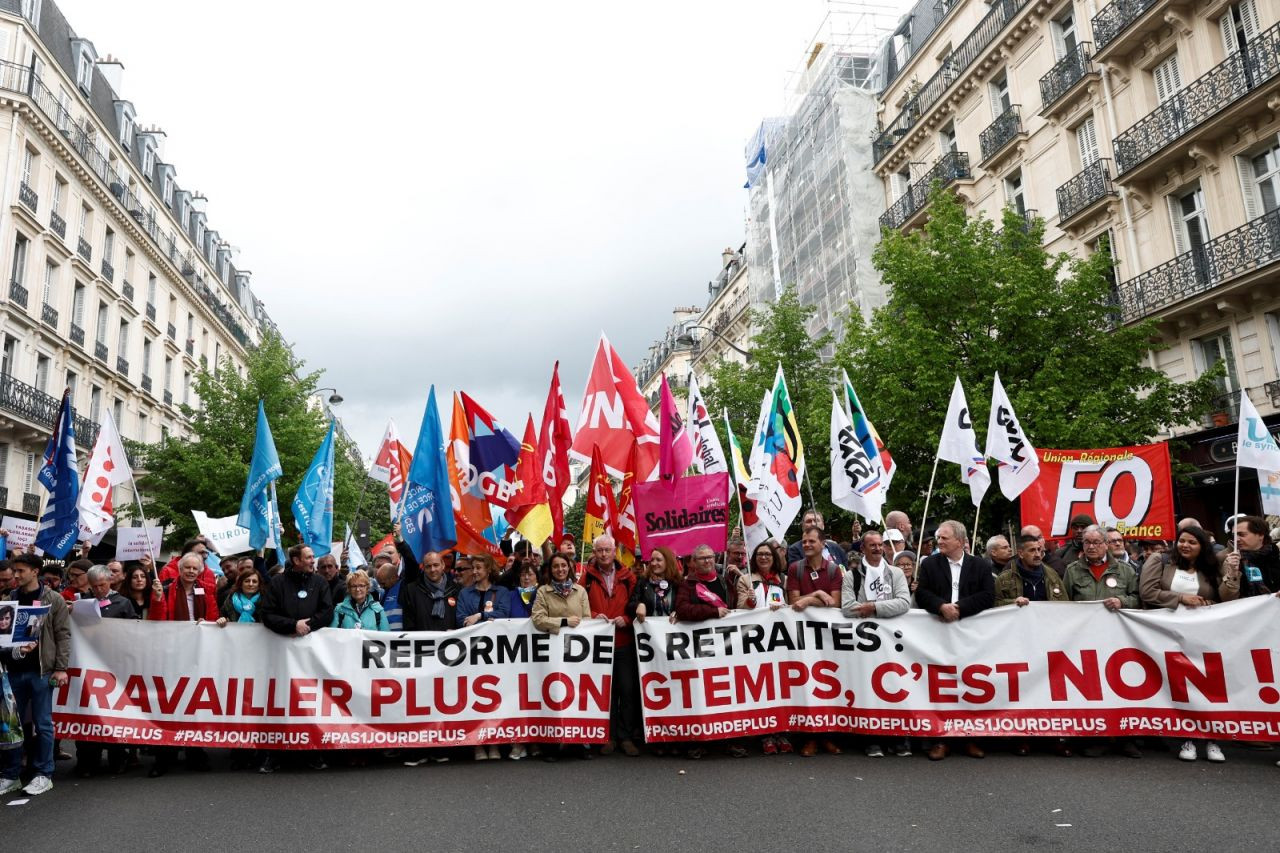 Fransa ve Almanya'da 1 Mayıs gösterileri: Yüzlerce kişi gözaltında - Sayfa 1