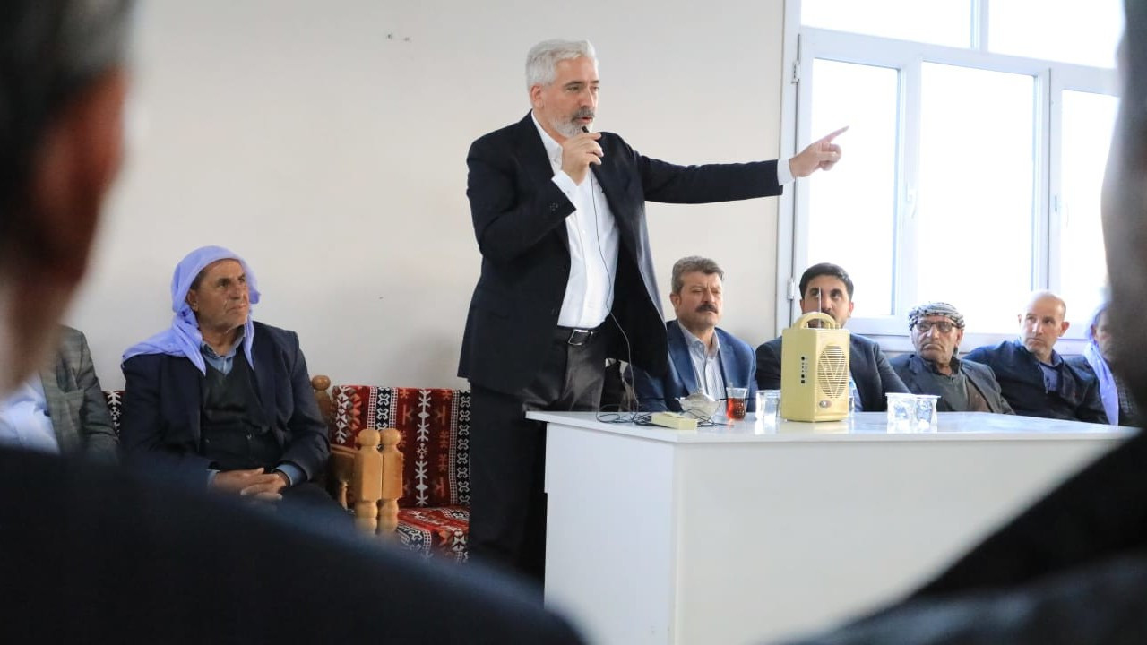 AK Partili Galip Ensarioğlu: Devlet, sürekli Öcalan'la görüşüyor