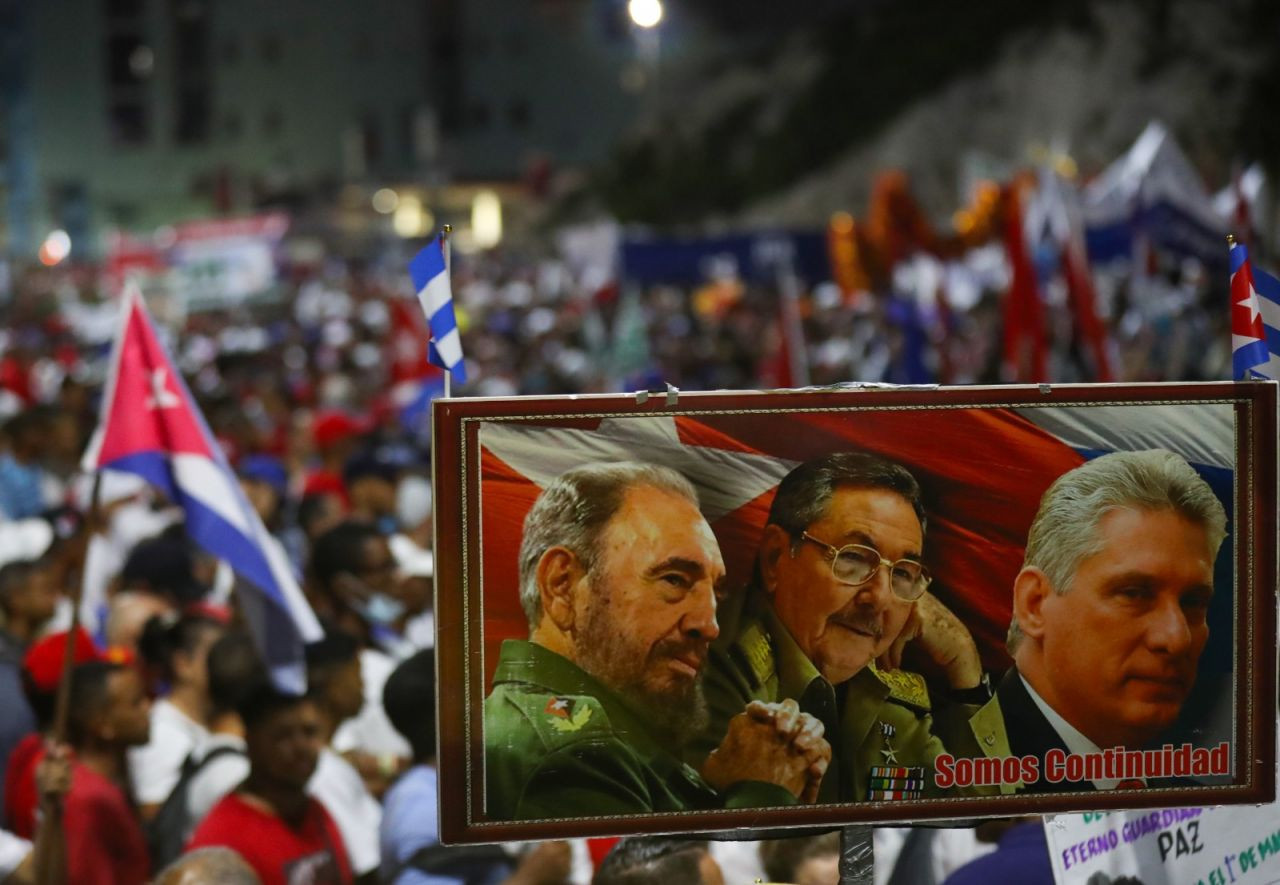 Kübalılardan geç 1 Mayıs kutlaması: 'Devrimi savunuyoruz' - Sayfa 3