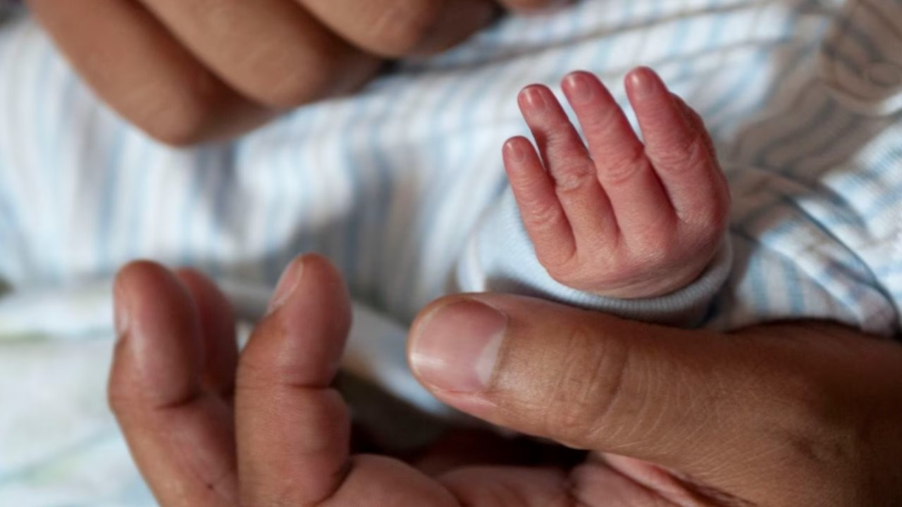 3 kişinin DNA'sını taşıyan bir bebek dünyaya geldi