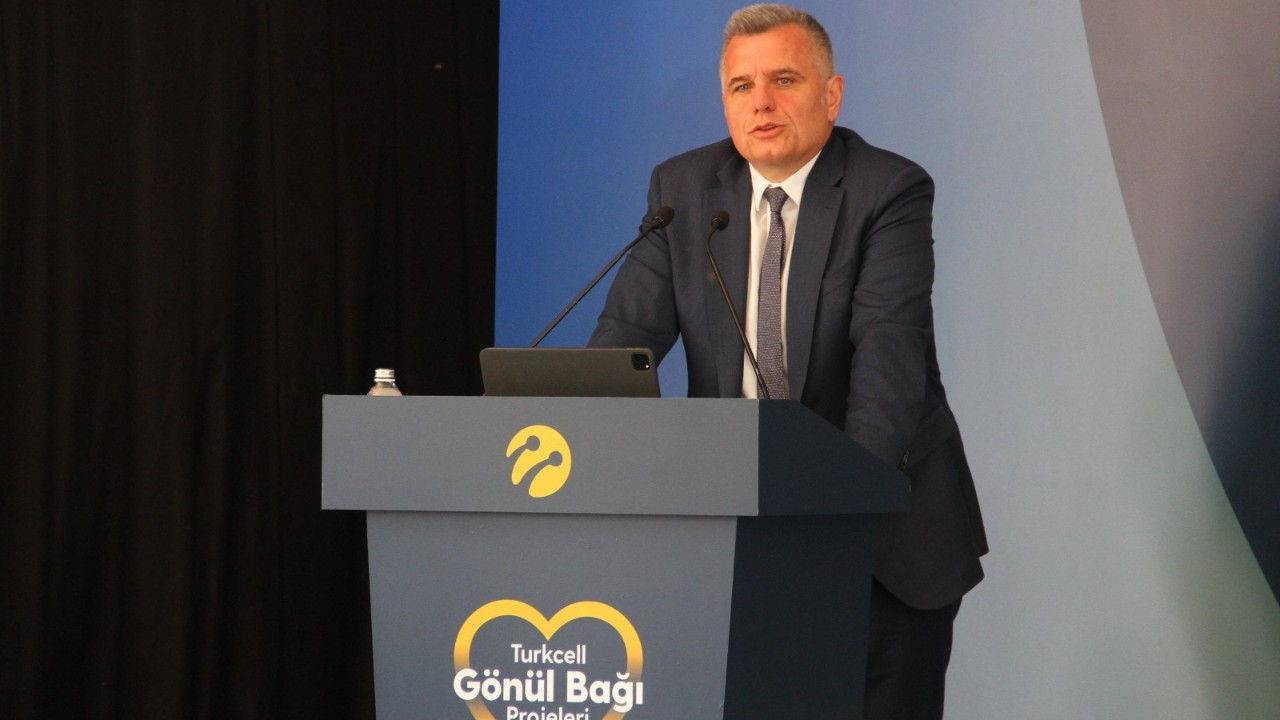 Turkcell'den 'internetimiz çökmez' açıklaması