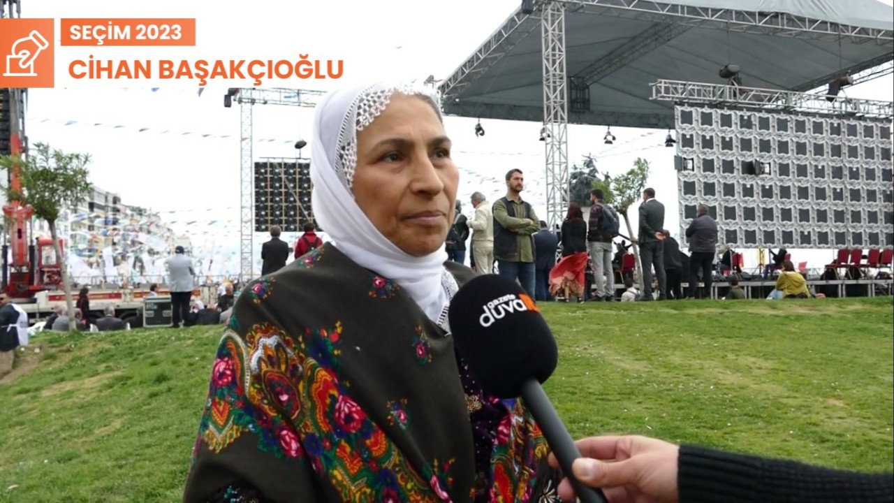Deniz Poyraz'ın annesinden anneler günü ve seçim mesajı: Artık ölümler olmasın