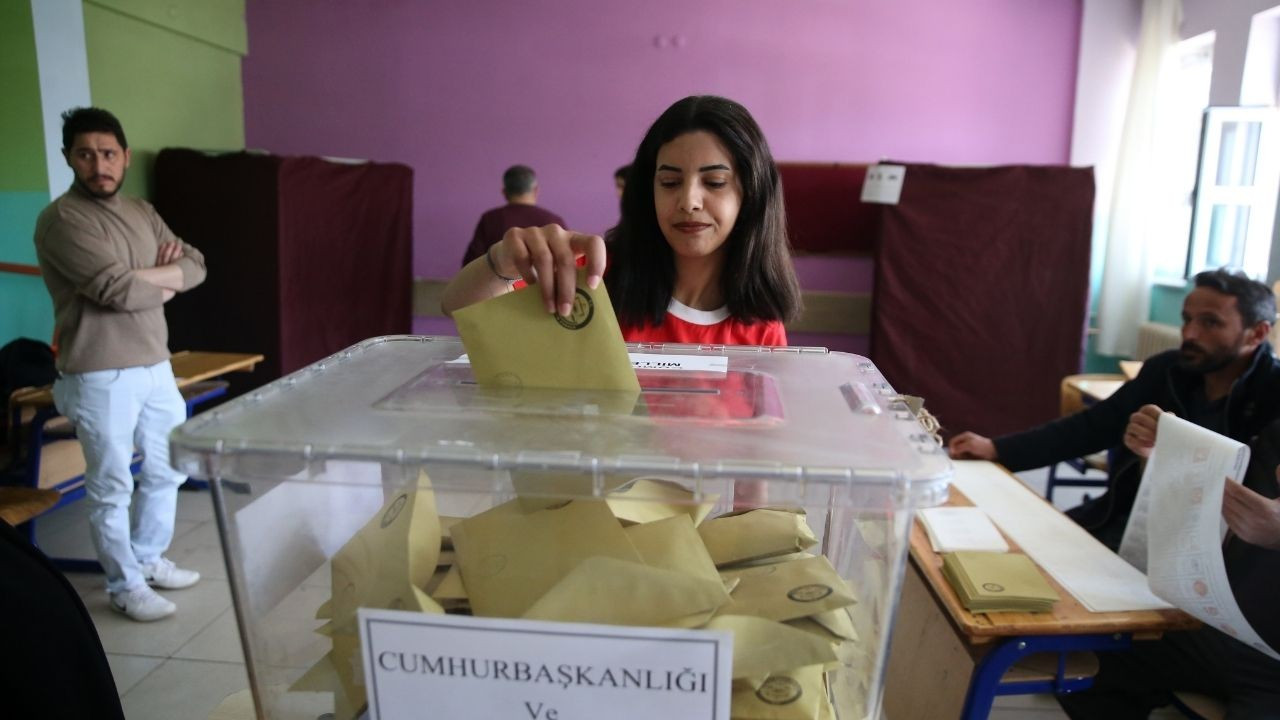Seçmenler anlattı: ‘Demokrasi ve diktatörlük arasında bir seçim yaptık'