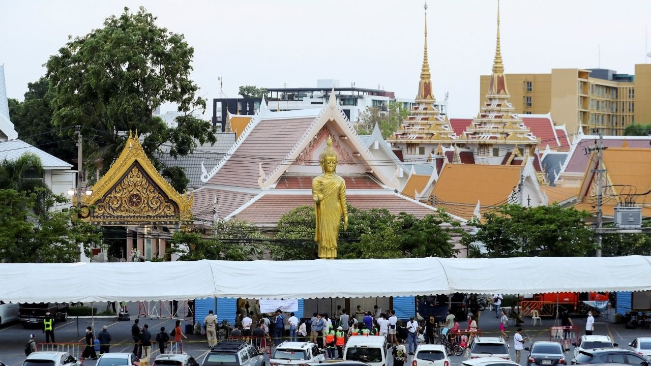 Tayland'da oy sayımı başladı: Muhalefet önde