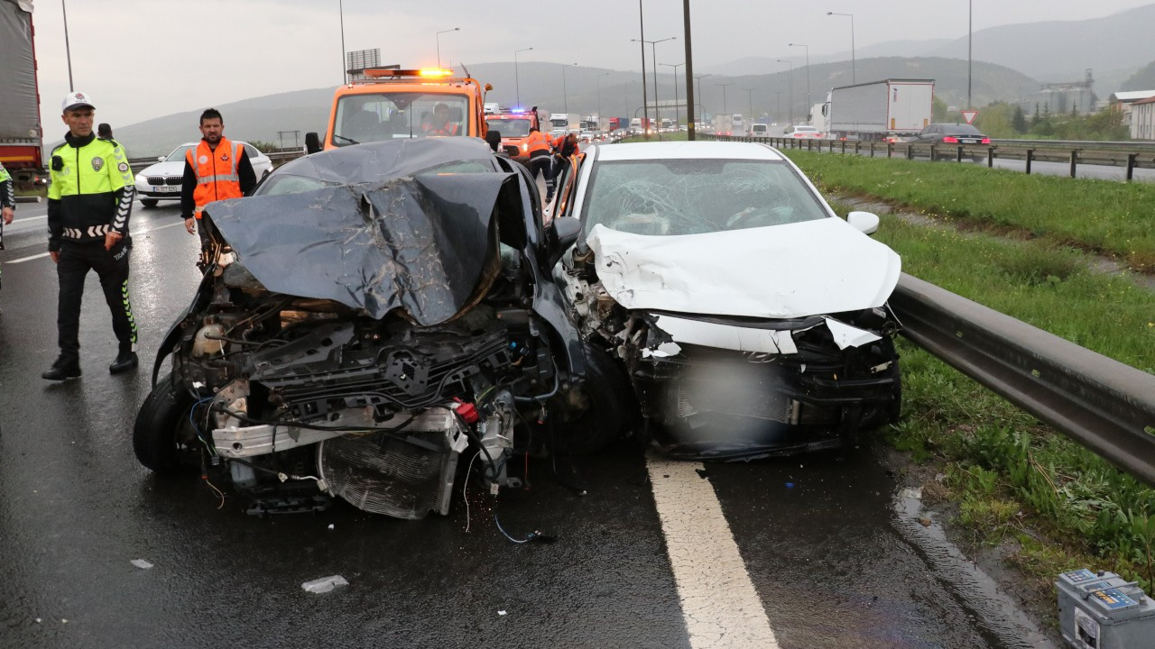 Anadolu Otoyolu'nda trafik kazası: 11 yaralı