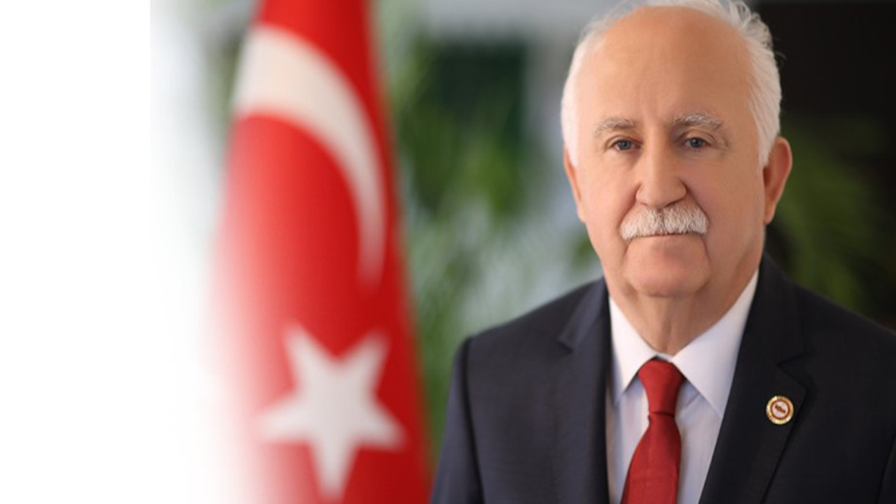 Ahmet Davutoğlu'nun danışmanı istifa etti